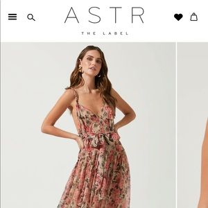 ASTR the Label Eartha Floral Maxi Dress size L